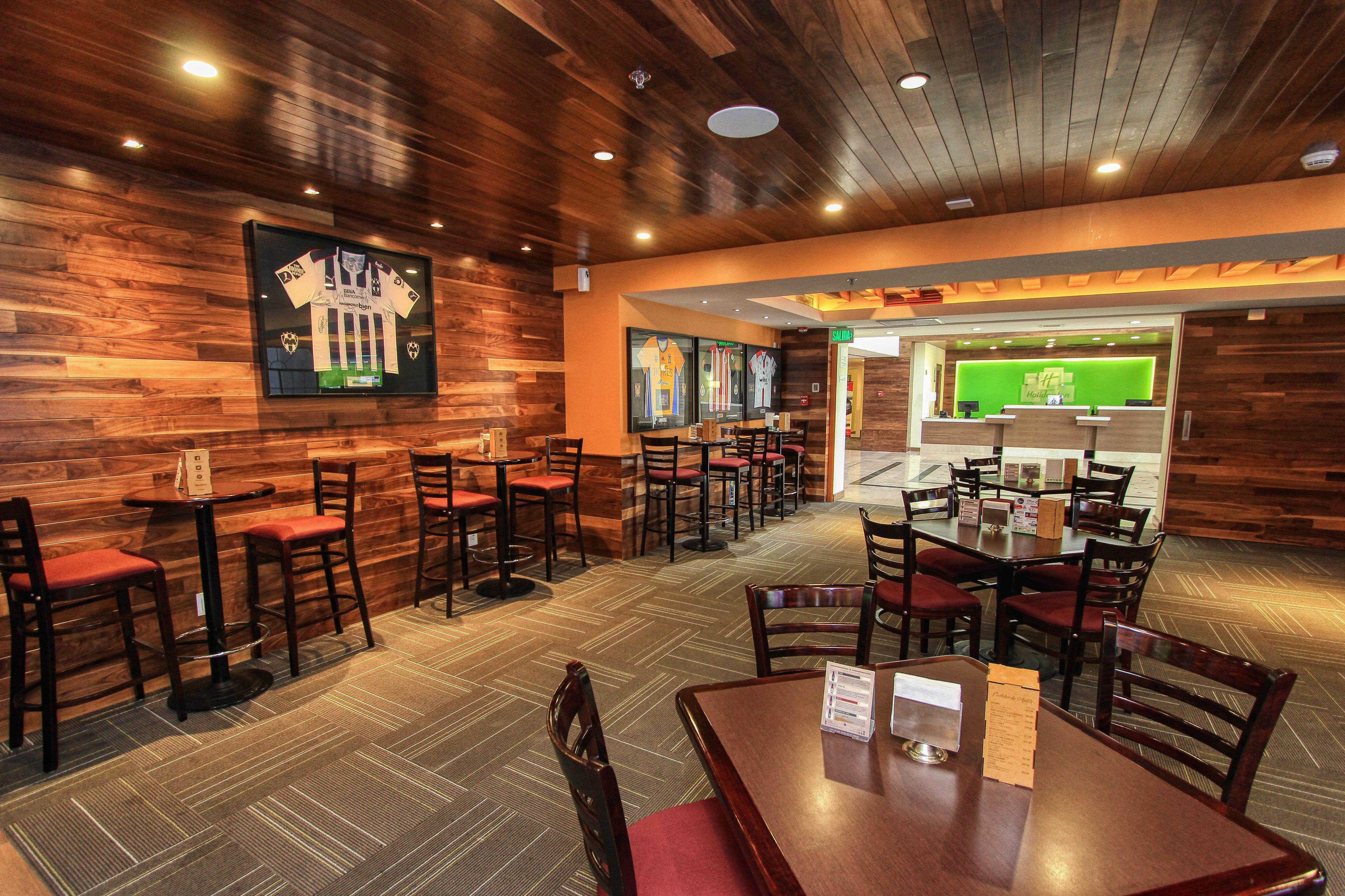 Holiday Inn Leon By Ihg Buitenkant foto