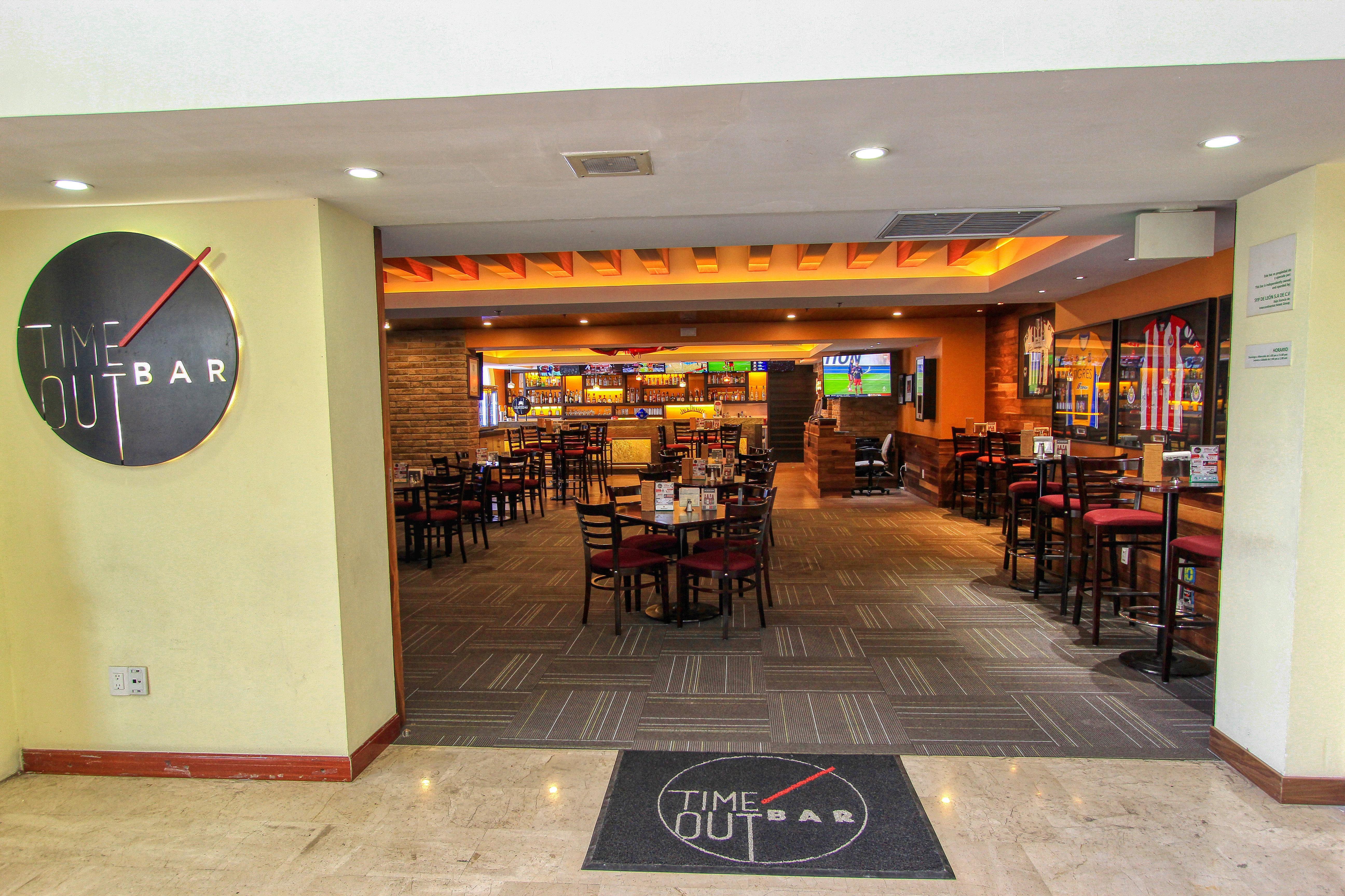 Holiday Inn Leon By Ihg Buitenkant foto