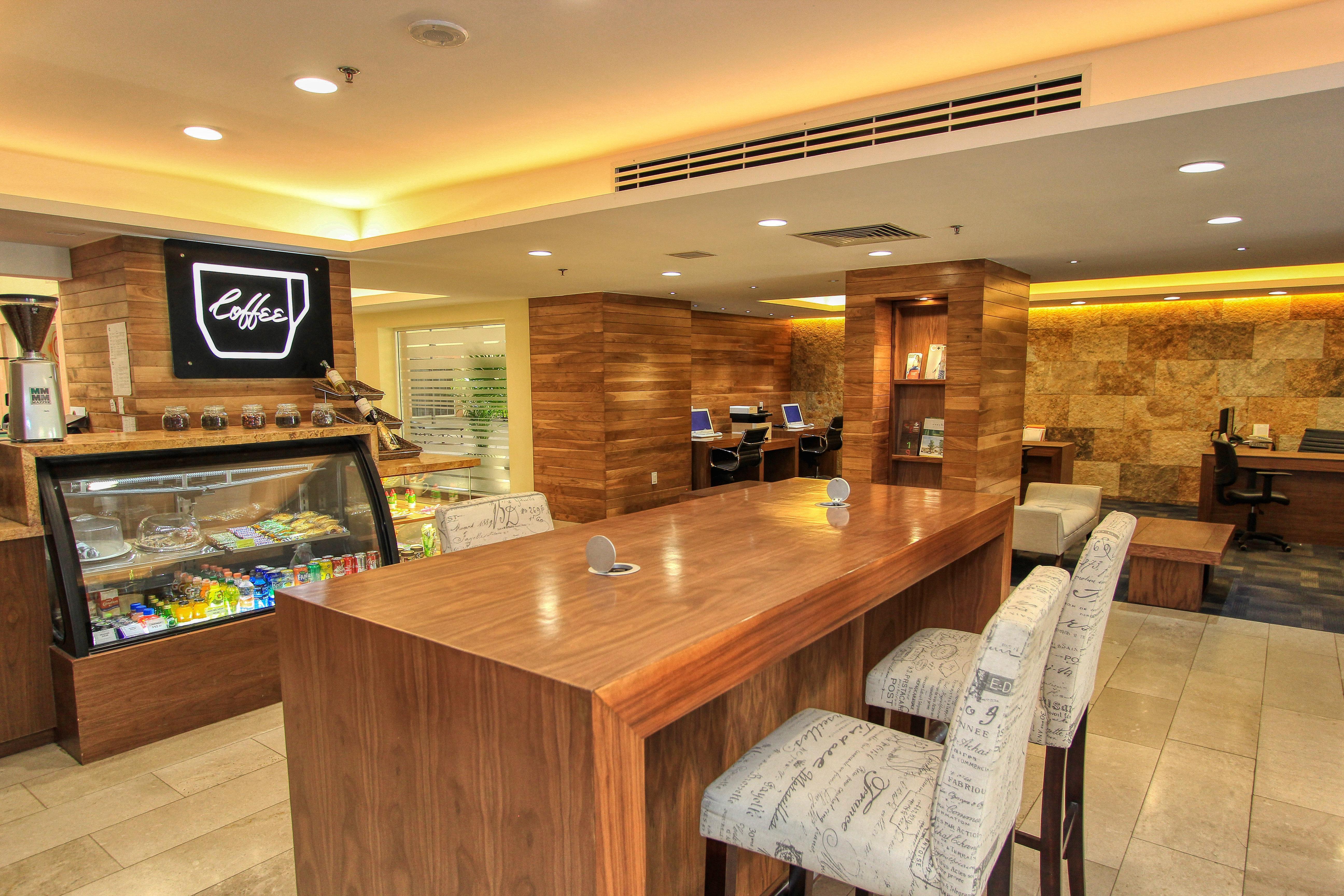 Holiday Inn Leon By Ihg Buitenkant foto