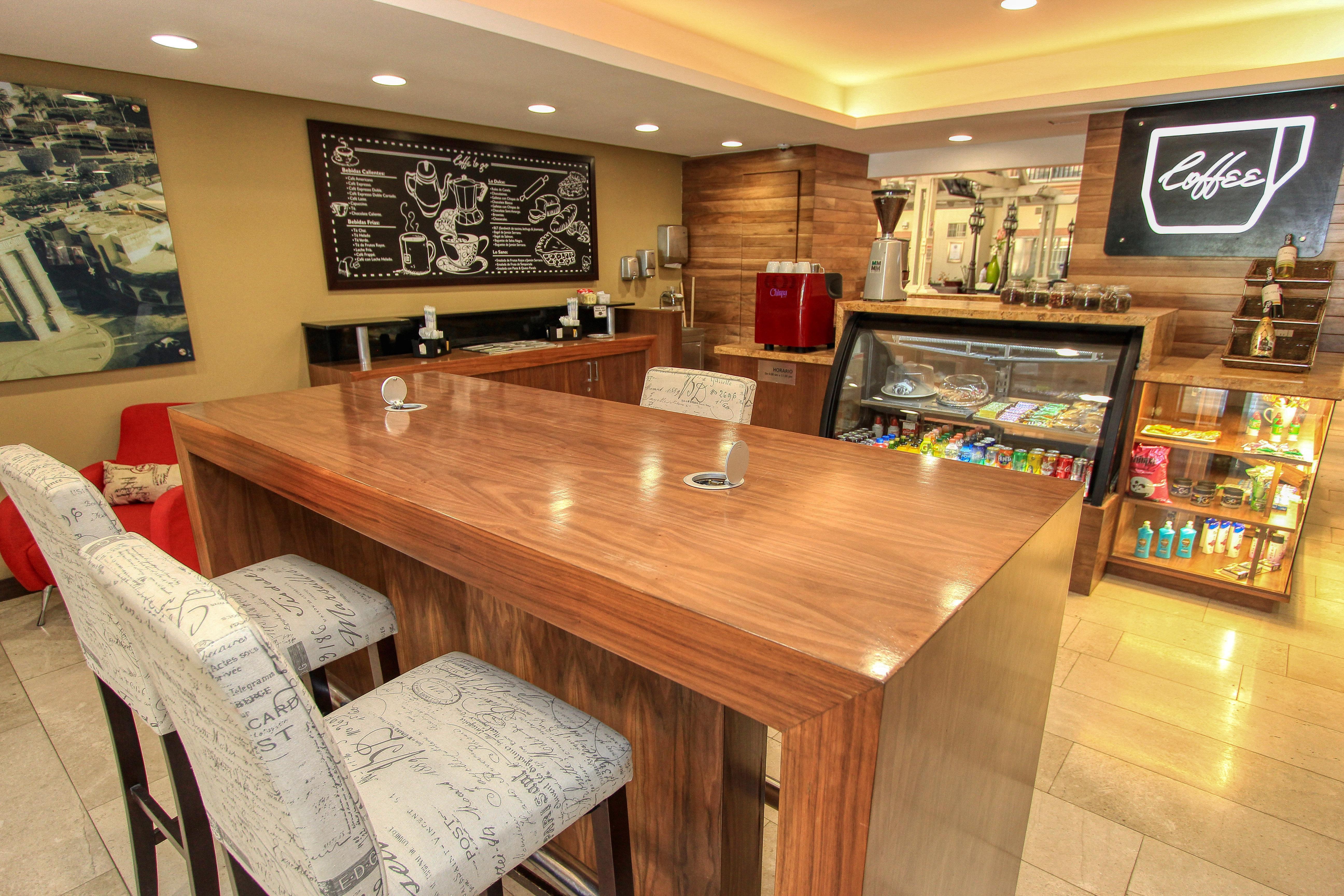 Holiday Inn Leon By Ihg Buitenkant foto