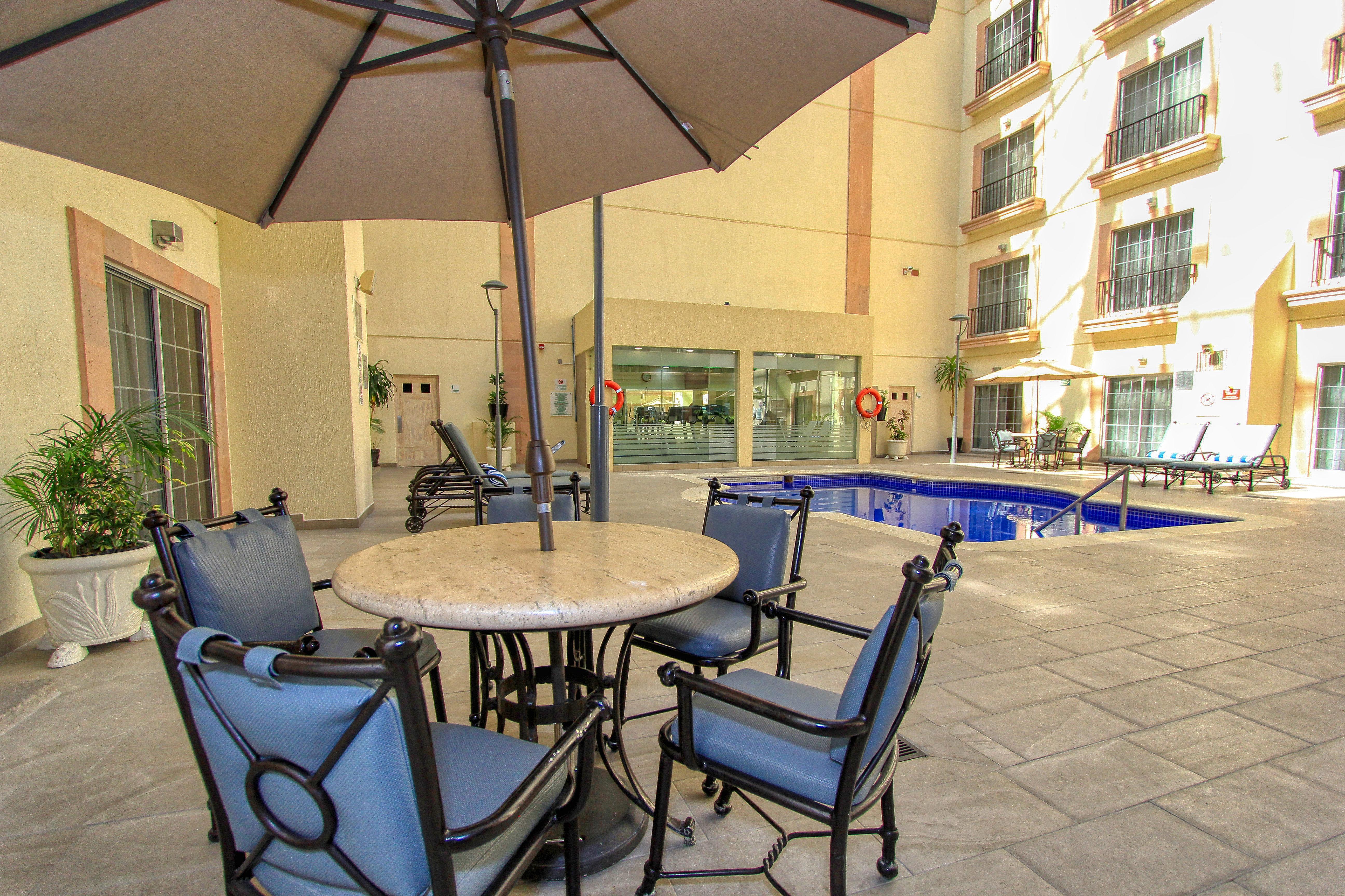Holiday Inn Leon By Ihg Buitenkant foto