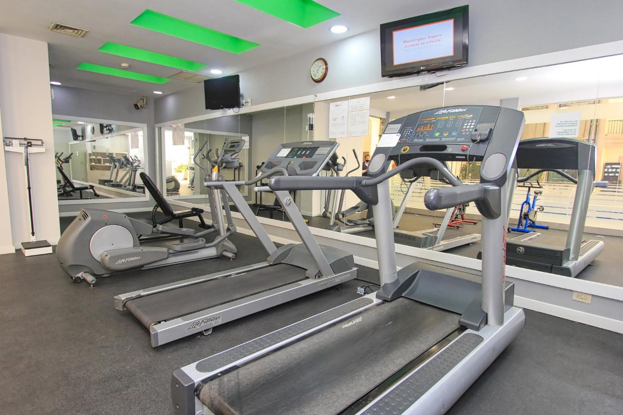 Holiday Inn Leon By Ihg Buitenkant foto